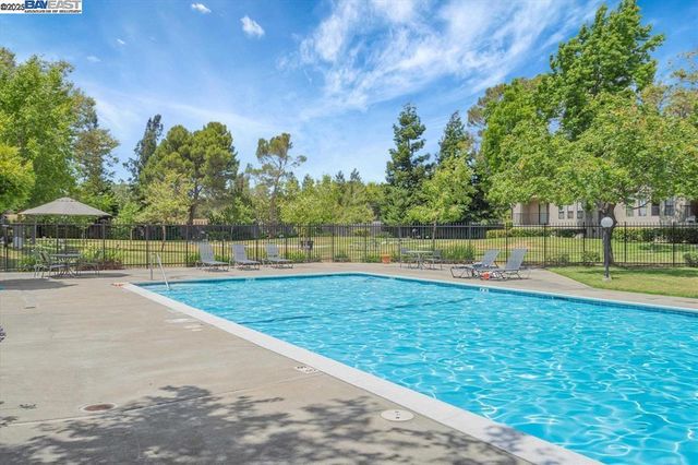 39495 Albany Cmn C, Fremont, CA 94538