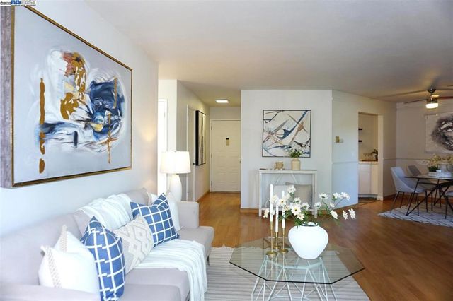 39495 Albany Cmn C, Fremont, CA 94538