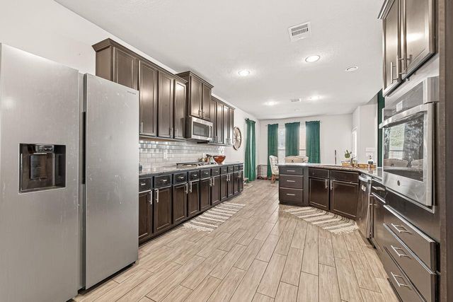 32734 Turning Springs Drive, Brookshire, TX 77423