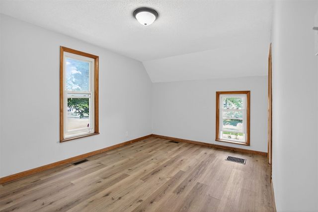 749 Kennedy Street, Jackson, MI 49202