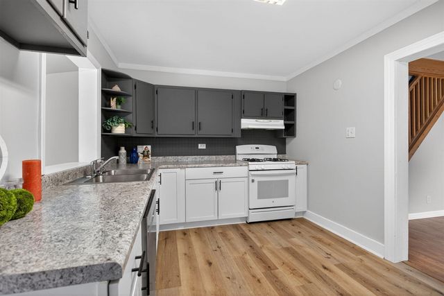 749 Kennedy Street, Jackson, MI 49202