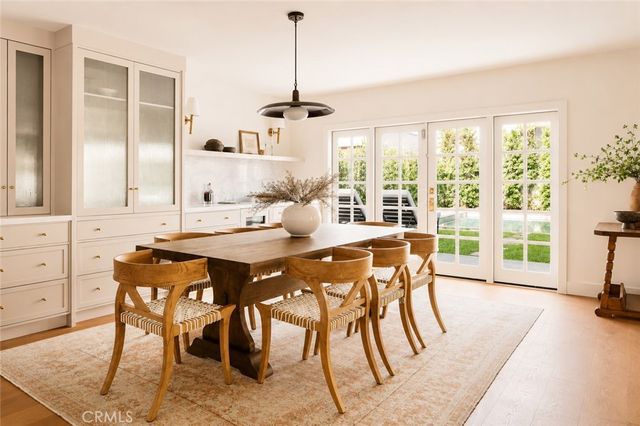 933 S Sycamore Avenue, Los Angeles, CA 90036