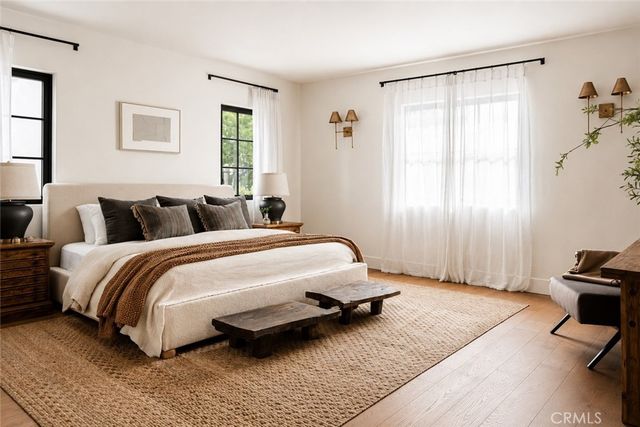 933 S Sycamore Avenue, Los Angeles, CA 90036