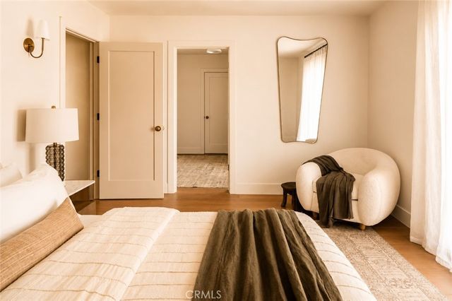933 S Sycamore Avenue, Los Angeles, CA 90036