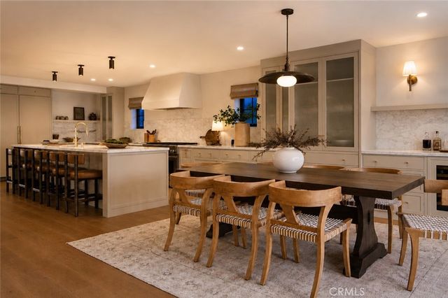 933 S Sycamore Avenue, Los Angeles, CA 90036