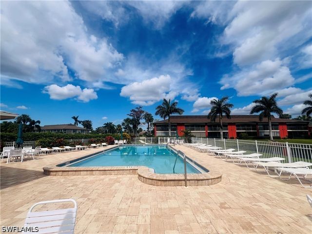 332 Charlemagne BLVD H103, Naples, FL 34112