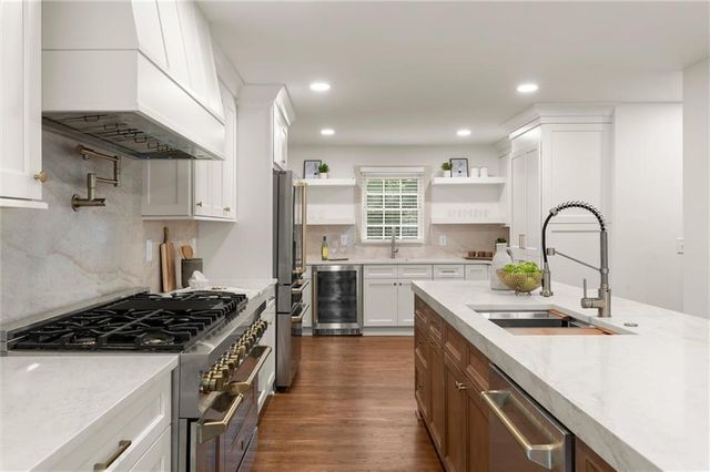 5177 Riverhill Road NE, Marietta, GA 30068