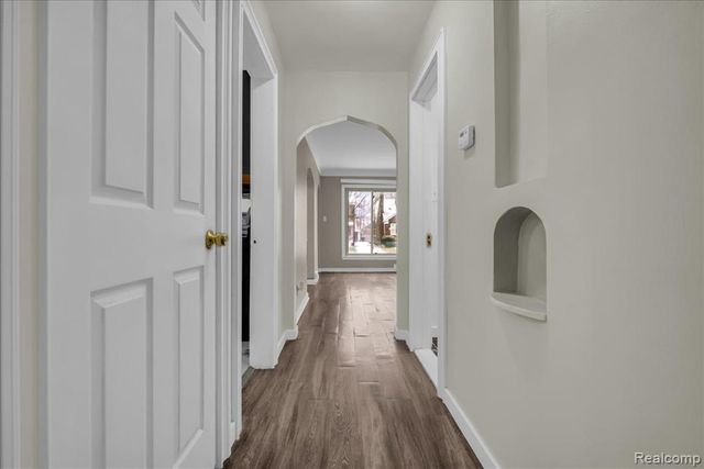 8882 Warwick Street, Detroit, MI 48228