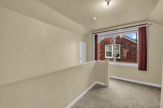 8882 Warwick Street, Detroit, MI 48228