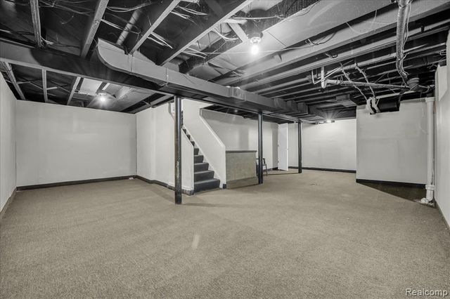 8882 Warwick Street, Detroit, MI 48228