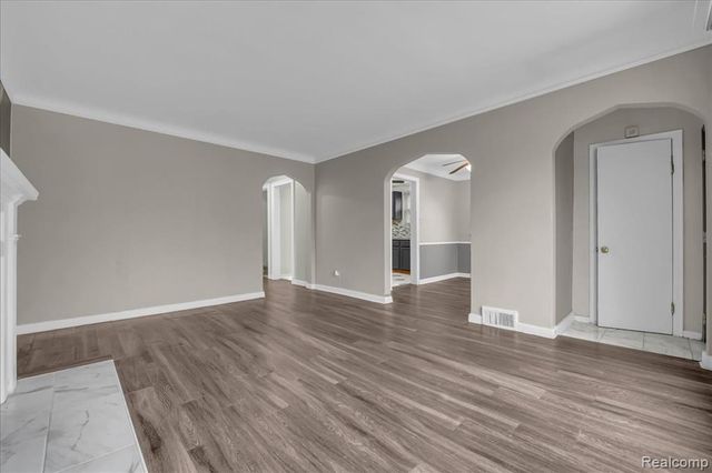 8882 Warwick Street, Detroit, MI 48228