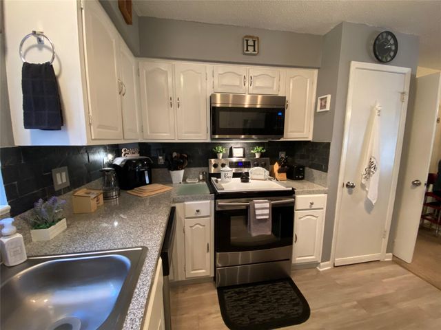 24608 Attwood Place, Huntsville, TX 77320