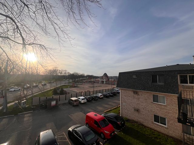 1303 N Baldwin Court B3, Palatine, IL 60074