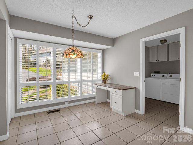 111 Broadmoor Drive, Flat Rock, NC 28731