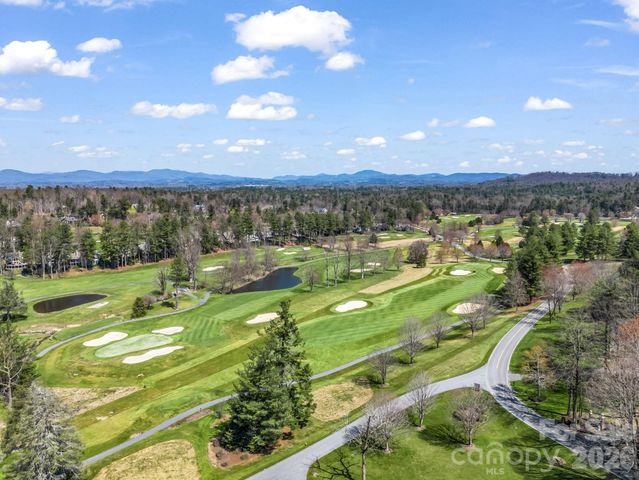 111 Broadmoor Drive, Flat Rock, NC 28731