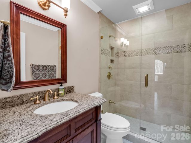 111 Broadmoor Drive, Flat Rock, NC 28731