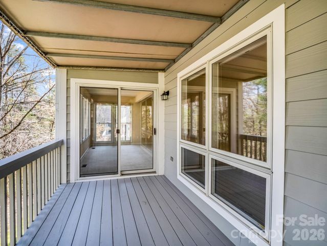 111 Broadmoor Drive, Flat Rock, NC 28731