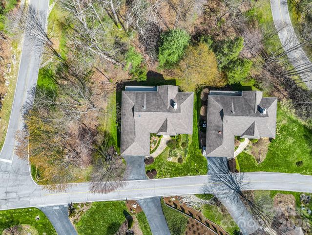 111 Broadmoor Drive, Flat Rock, NC 28731