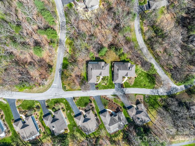 111 Broadmoor Drive, Flat Rock, NC 28731