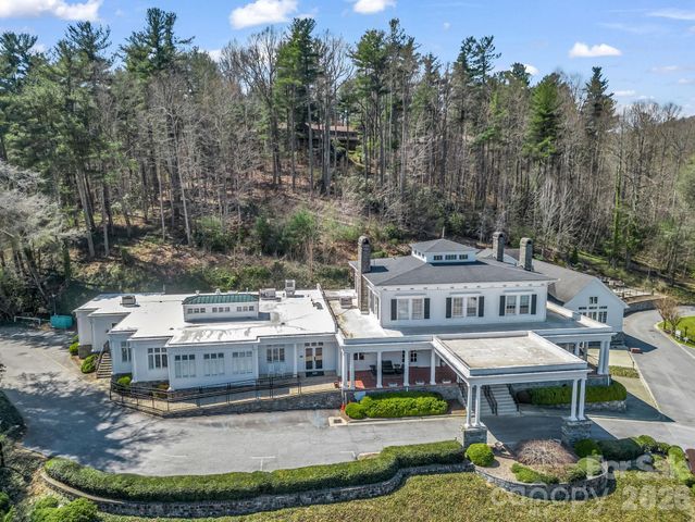 111 Broadmoor Drive, Flat Rock, NC 28731