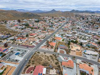 16499 Kamana Road, Apple Valley, CA 92307