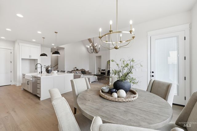 1064 E Snag St, Meridian, ID 83642