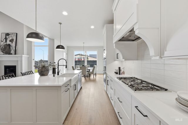 1064 E Snag St, Meridian, ID 83642