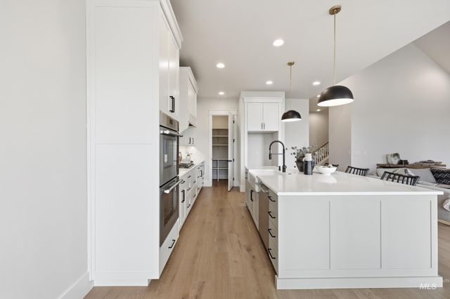 1064 E Snag St, Meridian, ID 83642