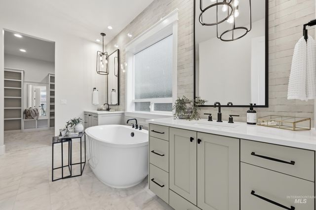 1064 E Snag St, Meridian, ID 83642