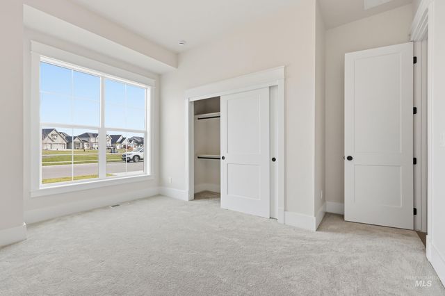 1064 E Snag St, Meridian, ID 83642