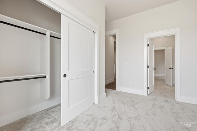 1064 E Snag St, Meridian, ID 83642