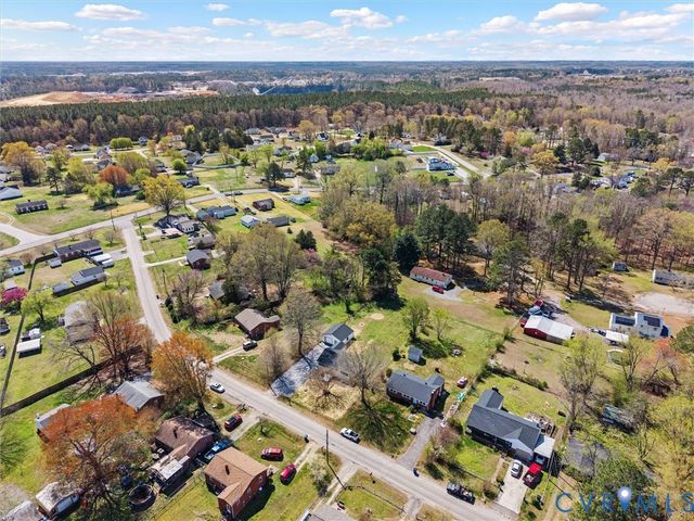 4210 Henshaw Dr, North Dinwiddie, VA 23803