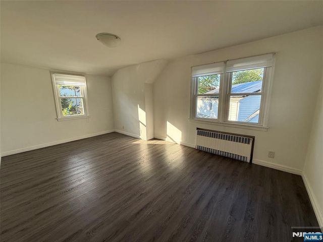 165 Oak Grove Avenue, Hasbrouck Heights, NJ 07604