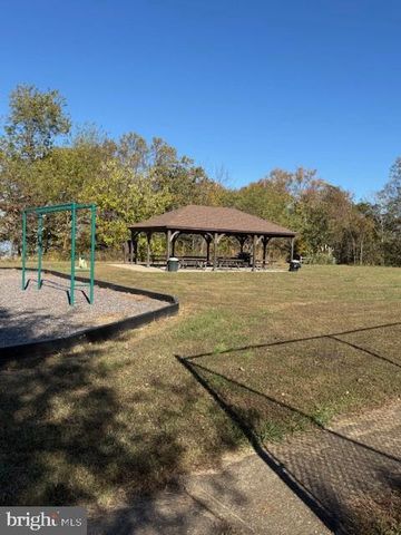 30 ARTHUR, Montross, VA 22520