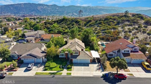 3329 Crazy Horse, Simi Valley, CA 93063