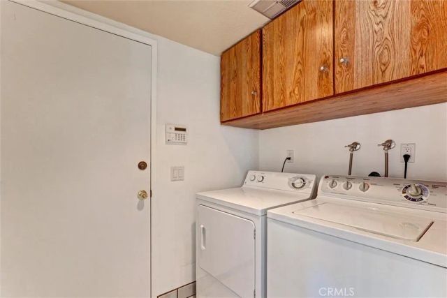 3329 Crazy Horse, Simi Valley, CA 93063