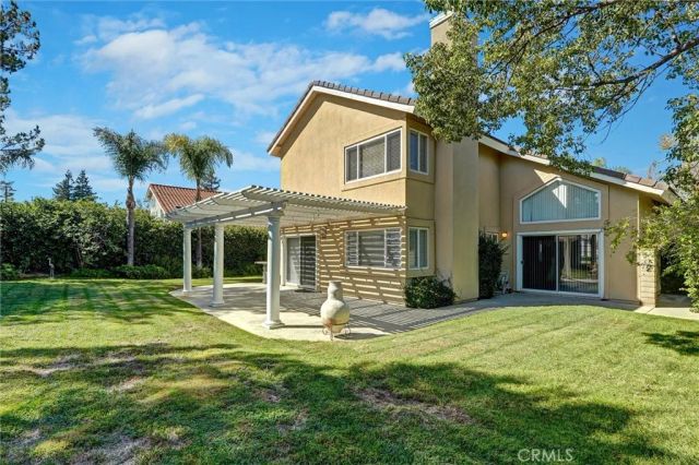 3329 Crazy Horse, Simi Valley, CA 93063