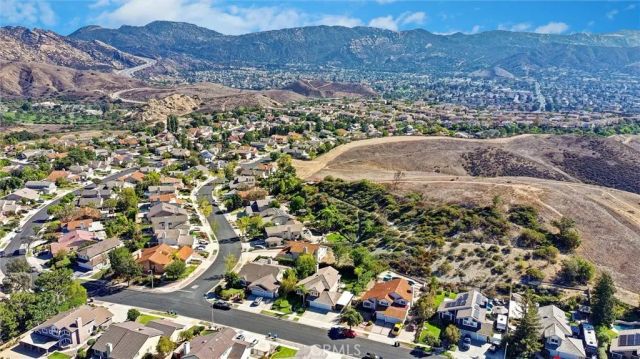 3329 Crazy Horse, Simi Valley, CA 93063