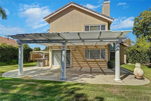 3329 Crazy Horse, Simi Valley, CA 93063