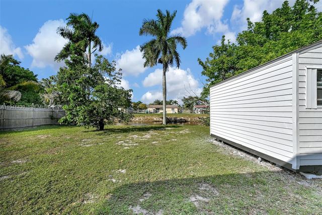 2931 NW 190th St, Miami Gardens, FL 33056