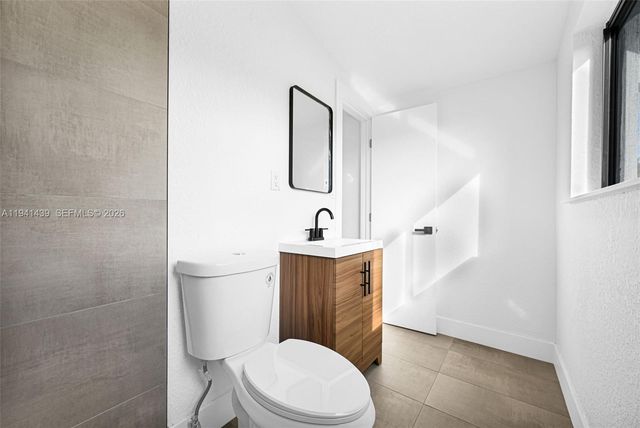 2931 NW 190th St, Miami Gardens, FL 33056