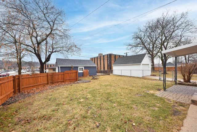 768 2nd AVENUE, West Bend, WI 53095