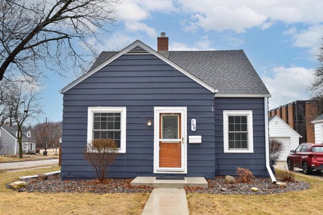 768 2nd AVENUE, West Bend, WI 53095