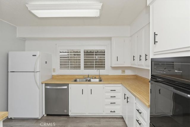 3850 Atlantic Avenue 203, Highland, CA 92346