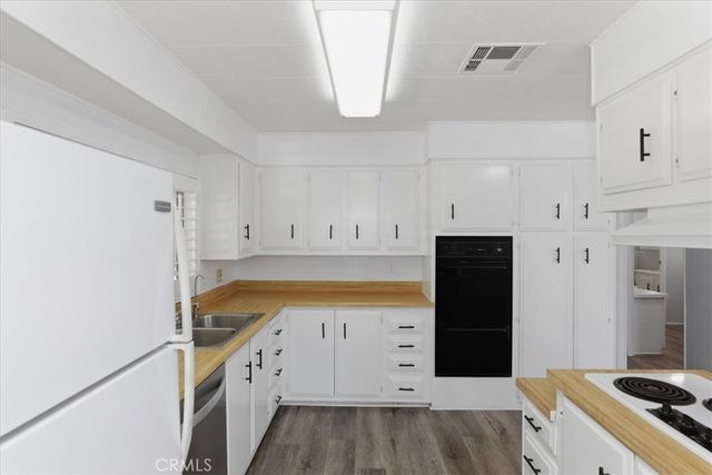 3850 Atlantic Avenue 203, Highland, CA 92346