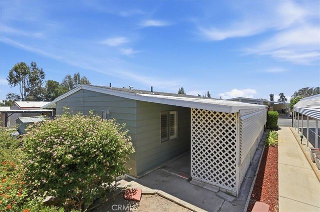 3850 Atlantic Avenue 203, Highland, CA 92346
