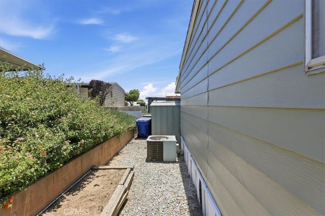 3850 Atlantic Avenue 203, Highland, CA 92346