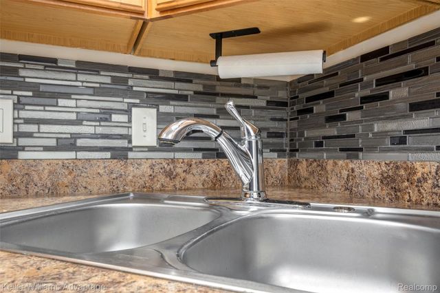 38478 Loruss Avenue, Westland, MI 48186