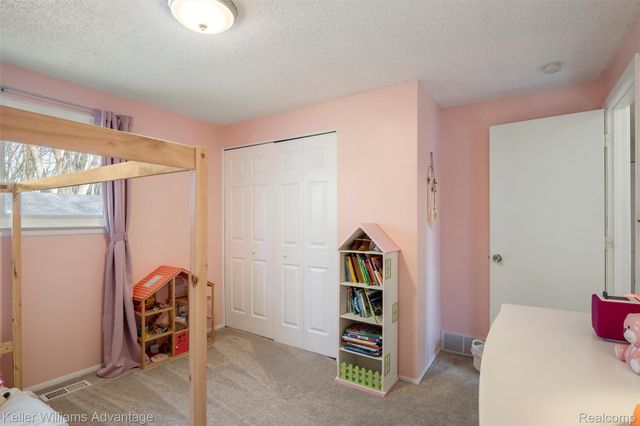 38478 Loruss Avenue, Westland, MI 48186