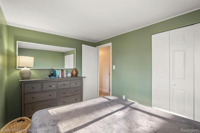 38478 Loruss Avenue, Westland, MI 48186